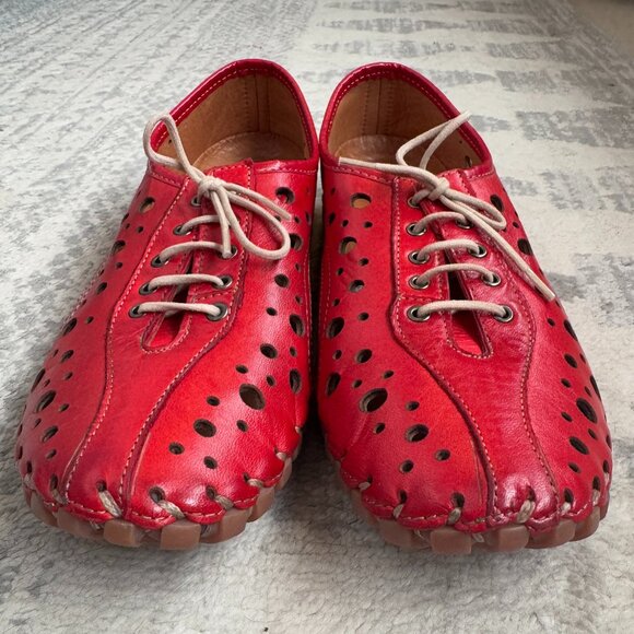 Volks Walkers Red Perforated Leather Running Shoes - Picture 3 of 8